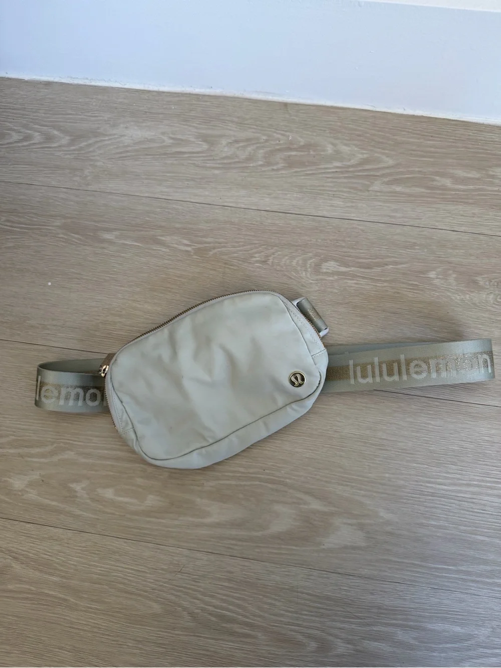 Lululemon Everywhere Belt-bag